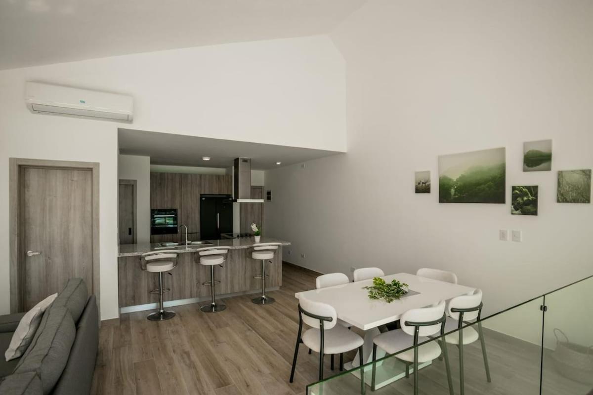 Penthouse At The Place Appartement *